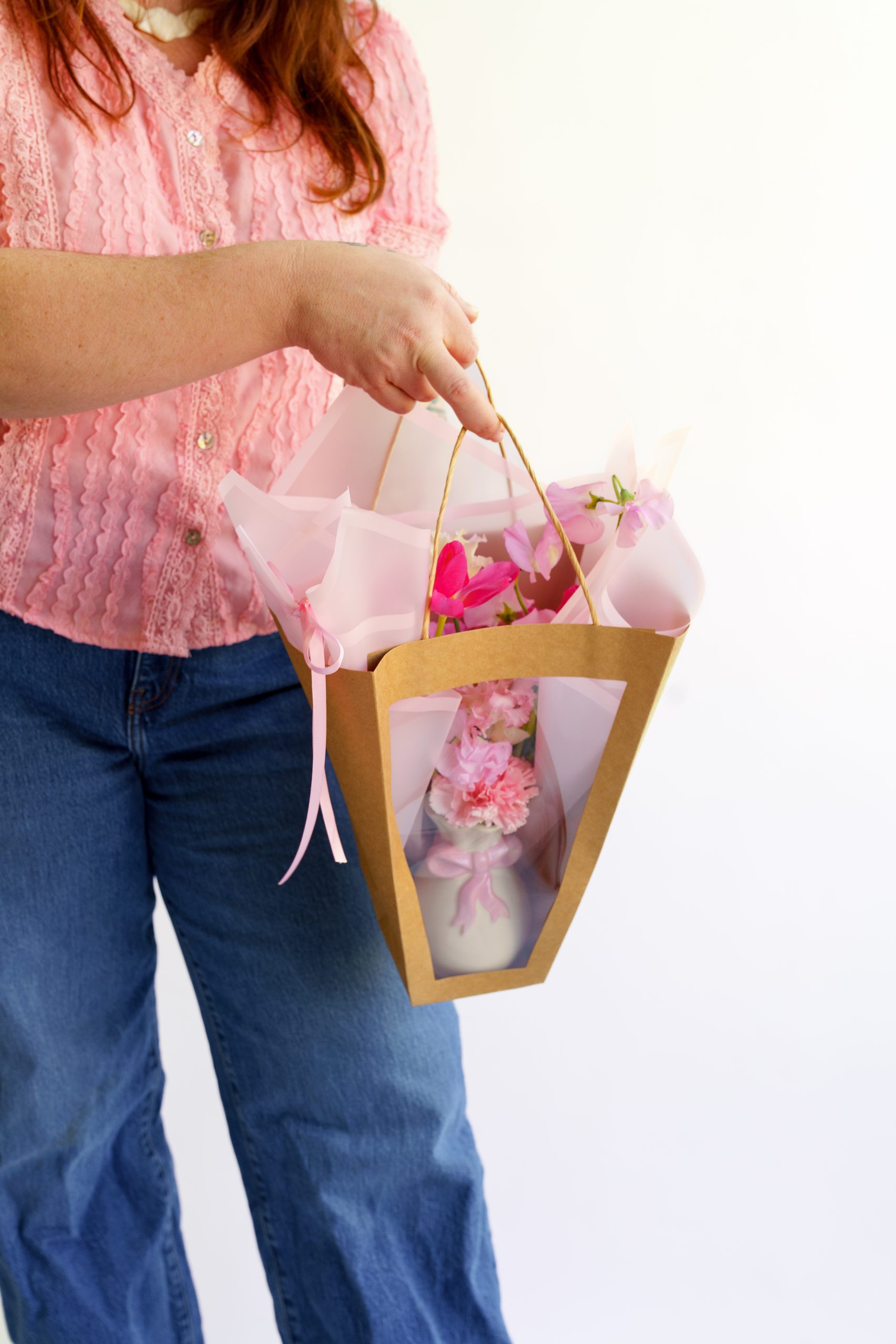 The Little Bag of Flowers